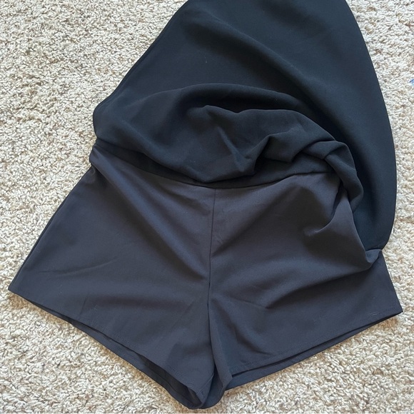 NWOT Haute Hippie Black Acetate & Poly Crepe Shorts-lined Hi-Lo Skirt - Size 2 - Picture 4 of 8